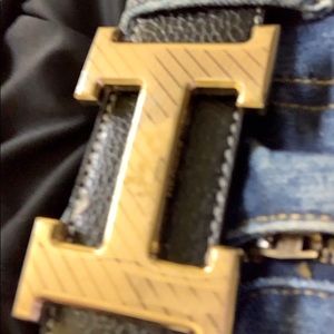 Meet your Posher, Evan